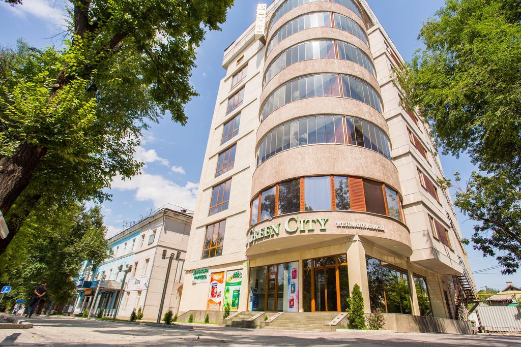 Green City Hotel Bishkek Exterior foto